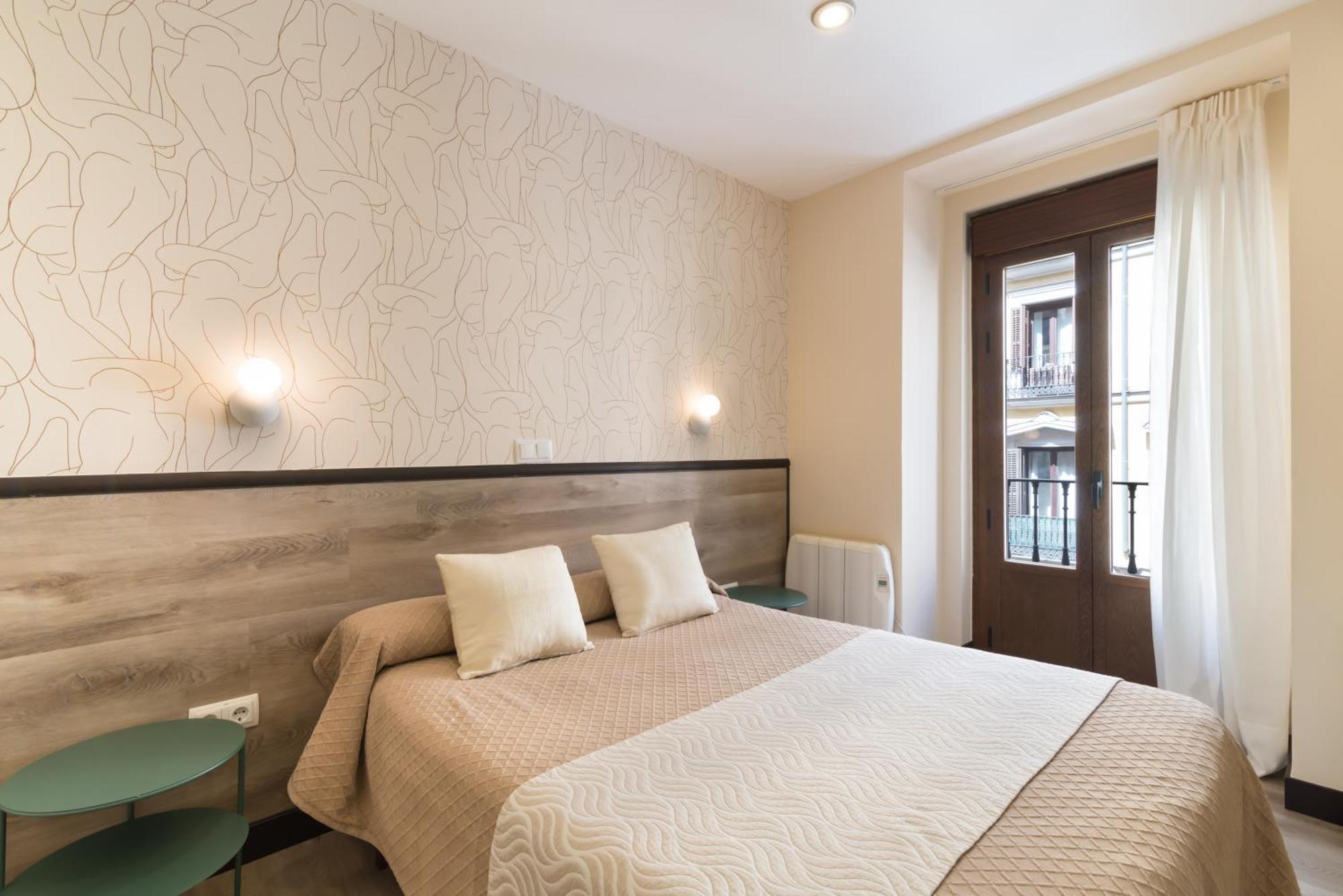Hostal Art Madrid — Photos 2